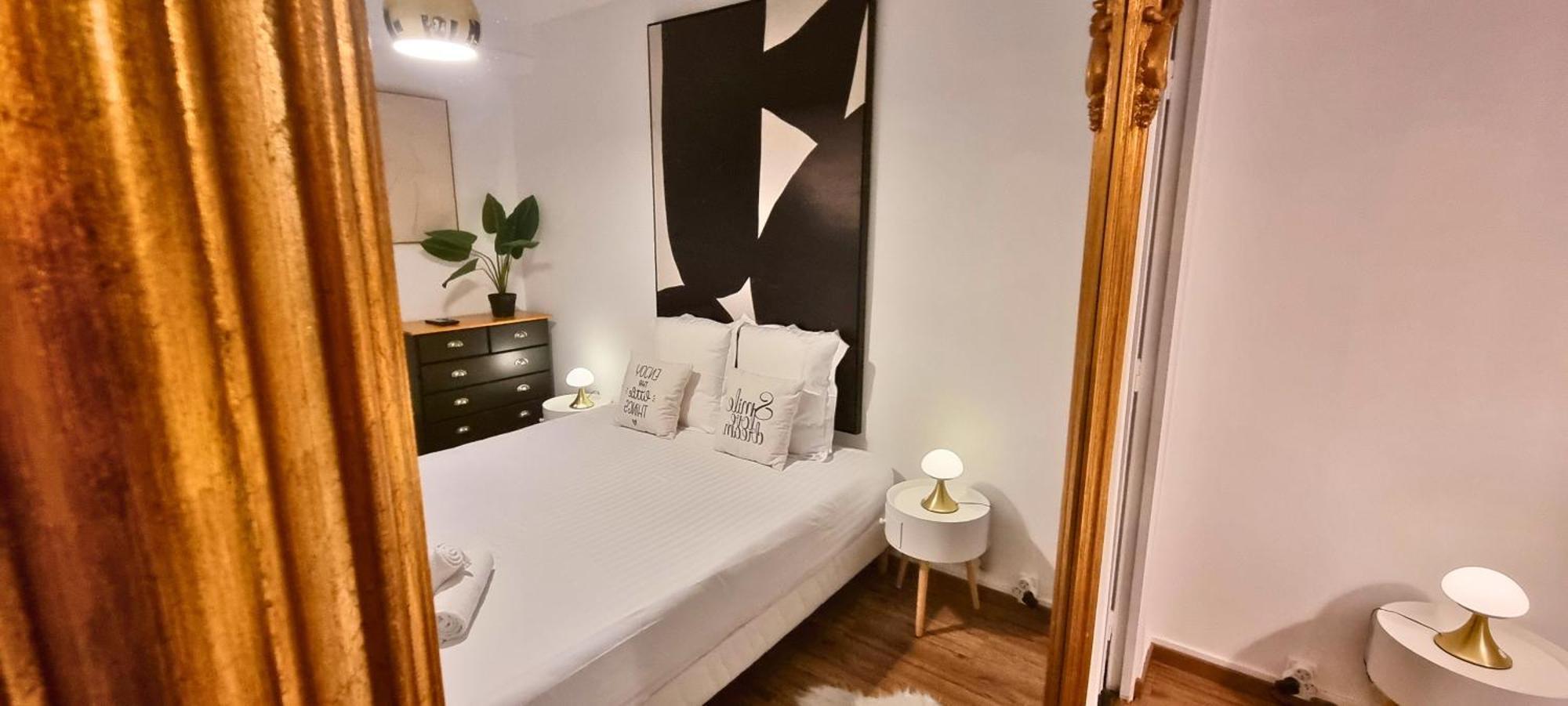 Apartament Au Palais Des Pyrenees! Hyper Centre -Clim-Balcon-Parking Gratuit Pau Zewnętrze zdjęcie